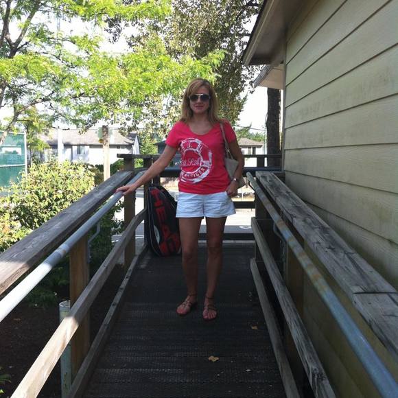 Meet your Posher, Theodora - Picture 1 of 1